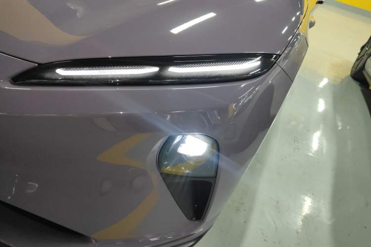 Used Nio ET5T 2024 75kWh Touring Left Front Headlight