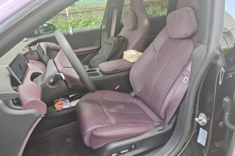 Used Nio ET5T 2024 75kWh Touring Left Front Seat