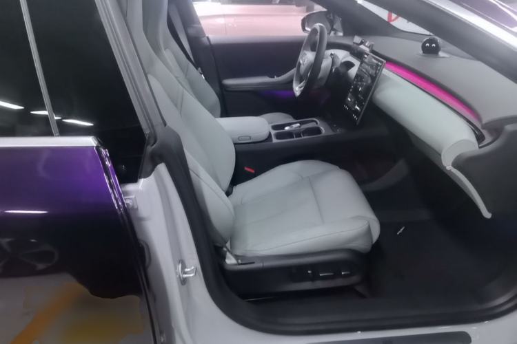 Used Nio ET5T 2024 75kWh Touring Right Front Seat