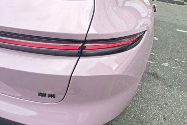 Used Nio ET5T 2024 75kWh Touring Right Rear Taillight