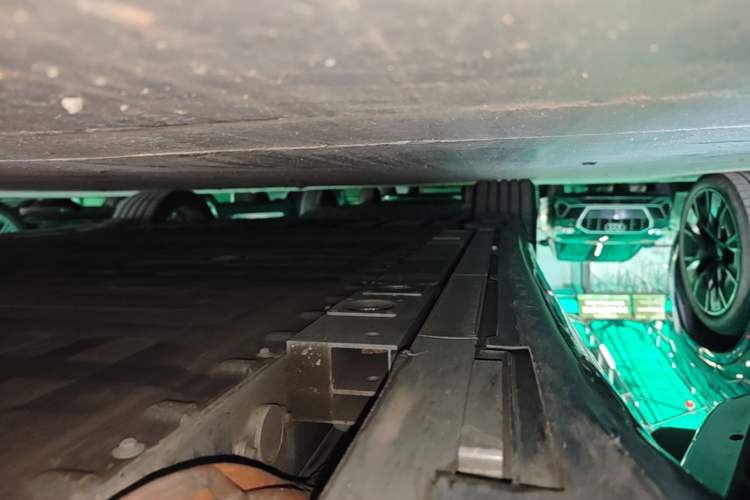 Used Nio ET5T 2024 75kWh Touring Right Side Sill