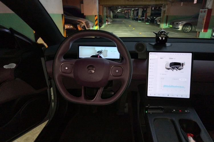 Used Nio ET5T 2024 75kWh Touring Steering Wheel