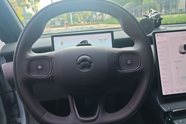 Used Nio ET5T 2024 75kWh Touring Steering Wheel