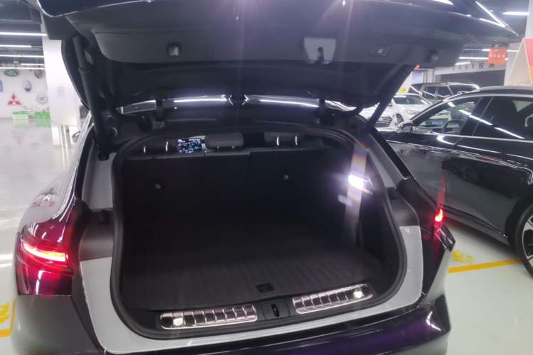 Used Nio ET5T 2024 75kWh Touring Trunk