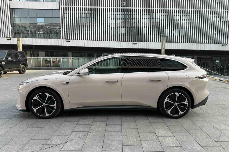 Used Nio ET5T 2024 75kWh Touring Exterior 11