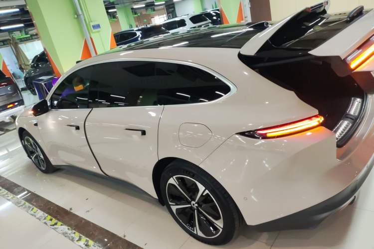 Used Nio ET5T 2024 75kWh Touring Exterior 3