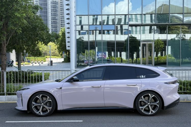 Used Nio ET5T 2024 75kWh Touring Exterior 4