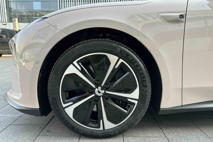 Used Nio ET5T 2024 75kWh Touring Exterior 5
