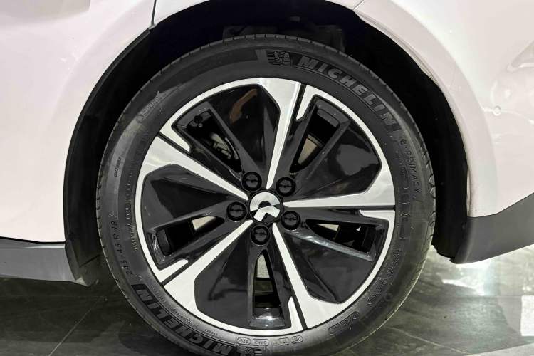 Used Nio ET5T 2024 75kWh Touring Exterior 9