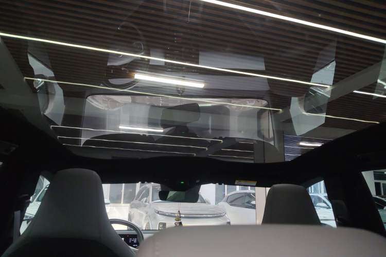 Used Nio ET5T 2024 75kWh Touring Headliner