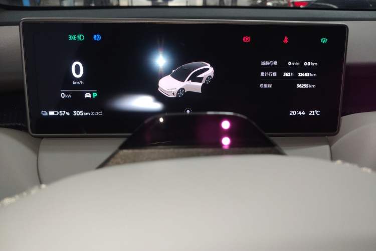 Used Nio ET5T 2024 75kWh Touring Instrument Cluster