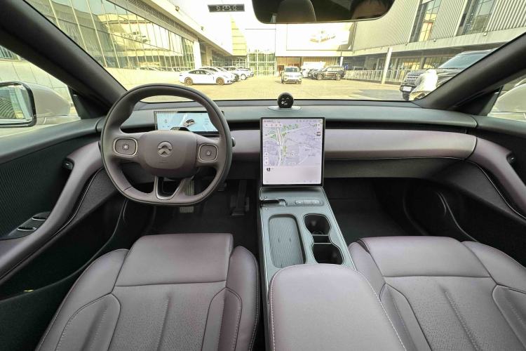 Used Nio ET5T 2024 75kWh Touring Interior 6