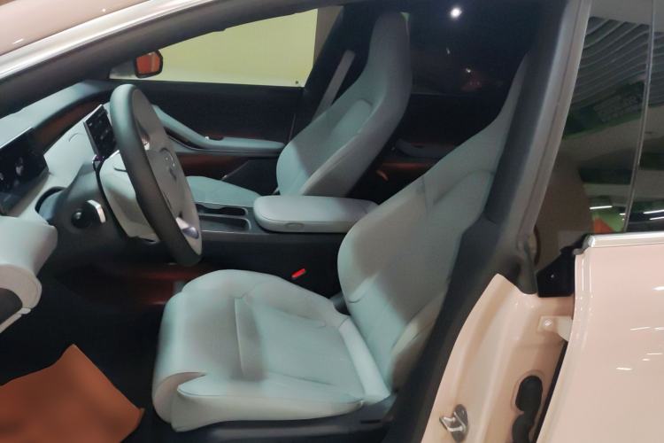 Used Nio ET5T 2024 75kWh Touring Left Front Seat