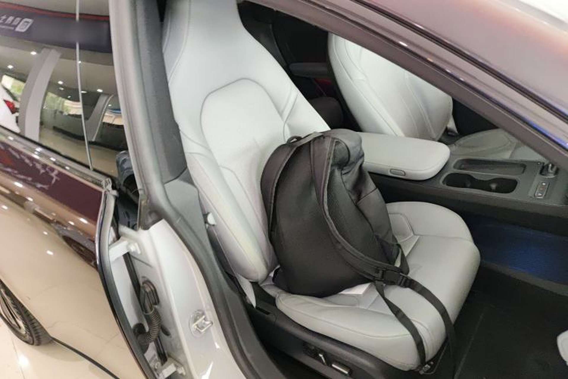 Used Nio ET5T 2024 75kWh Touring Right Front Seat
