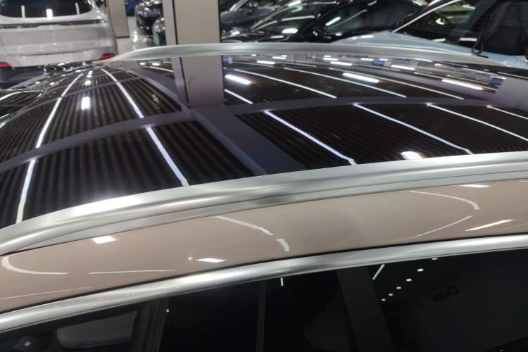 Used Nio ET5T 2024 75kWh Touring Roof