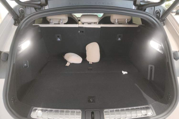 Used Nio ET5T 2024 75kWh Touring Trunk