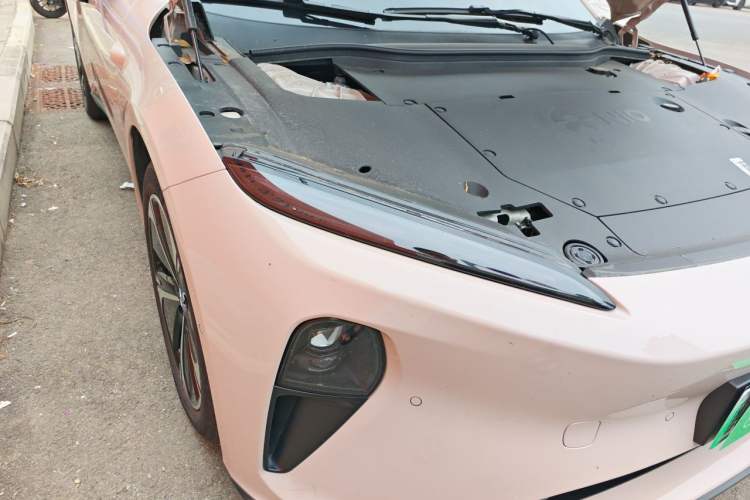 Used Nio ET5T 2024 75kWh Touring Right Front Headlight