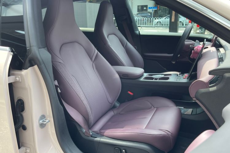 Used Nio ET5T 2024 75kWh Touring Right Front Seat