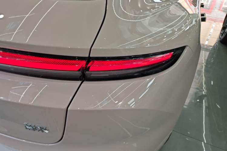 Used Nio ET5T 2024 75kWh Touring Right Rear Taillight