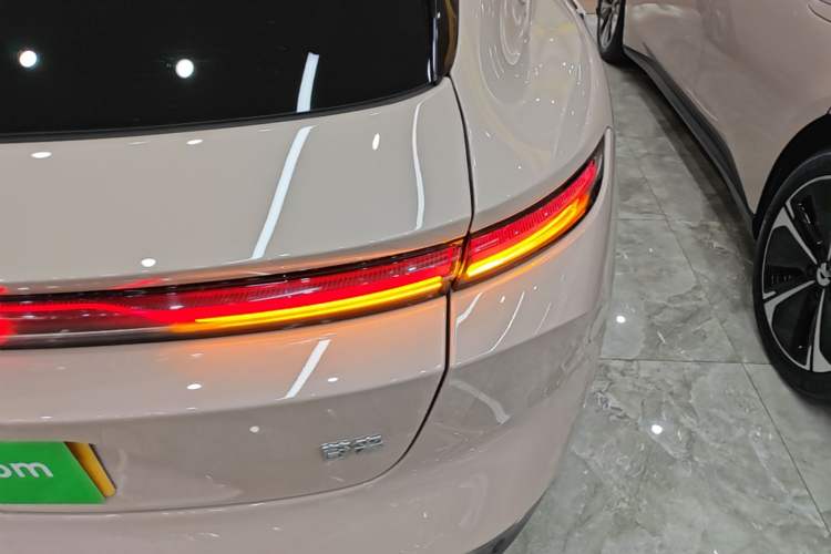 Used Nio ET5T 2024 75kWh Touring Right Rear Taillight