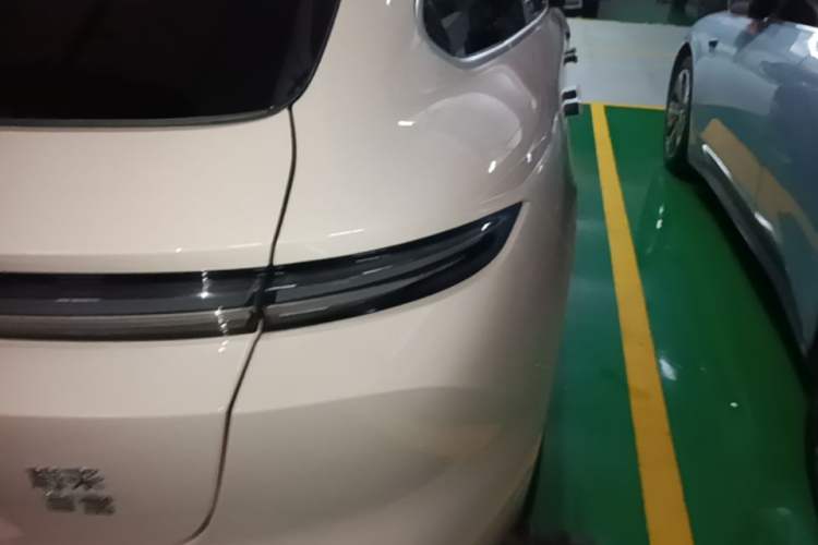Used Nio ET5T 2024 75kWh Touring Right Rear Taillight