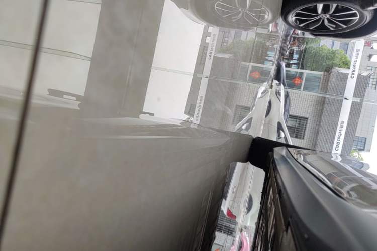 Used Nio ET5T 2024 75kWh Touring Right Side Sill