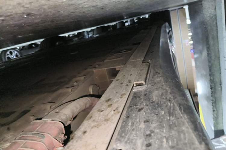 Used Nio ET5T 2024 100kWh Touring Right Side Sill