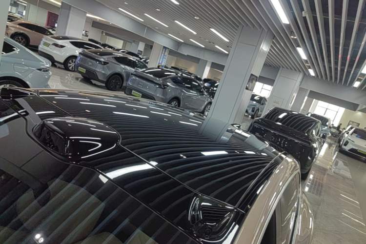 Used Nio ET5T 2024 75kWh Touring Roof
