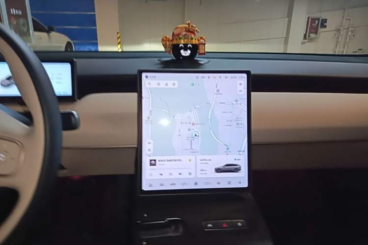 Used Nio ET5T 2024 75kWh Touring Audio And AC Panel