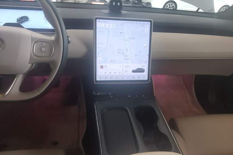 Used Nio ET5T 2024 75kWh Touring Audio And AC Panel