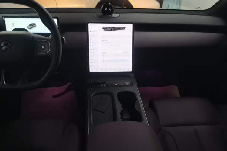 Used Nio ET5T 2024 75kWh Touring Audio And AC Panel