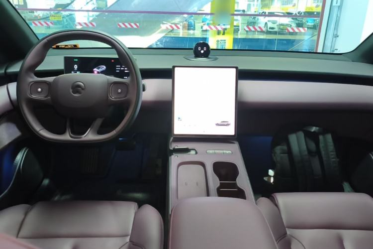 Used Nio ET5T 2024 75kWh Touring Center Console