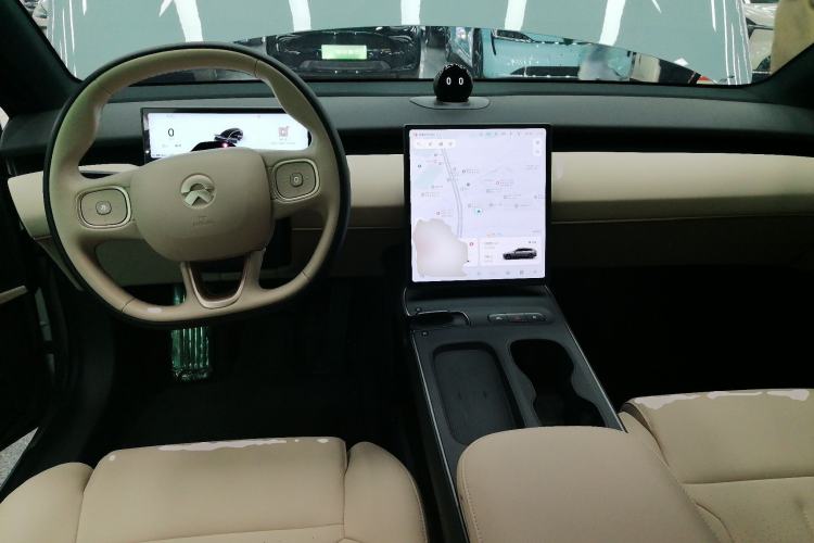 Used Nio ET5T 2024 75kWh Touring Center Console