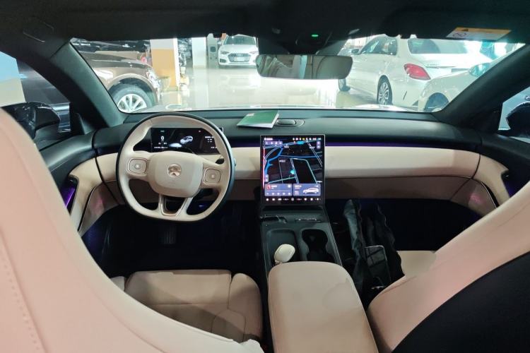 Used Nio ET5T 2024 75kWh Touring Center Console