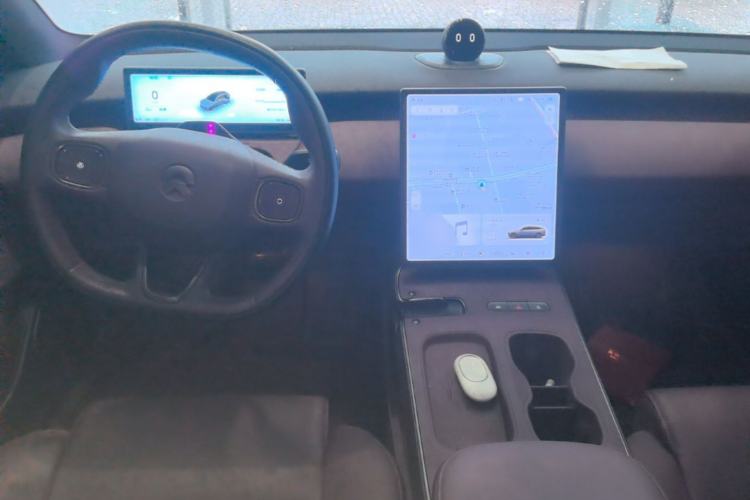 Used Nio ET5T 2024 75kWh Touring Center Console