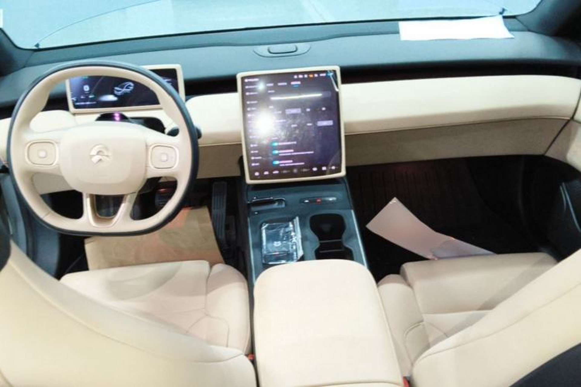 Used Nio ET5T 2024 75kWh Touring Center Console