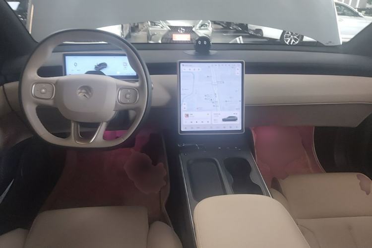 Used Nio ET5T 2024 75kWh Touring Center Console
