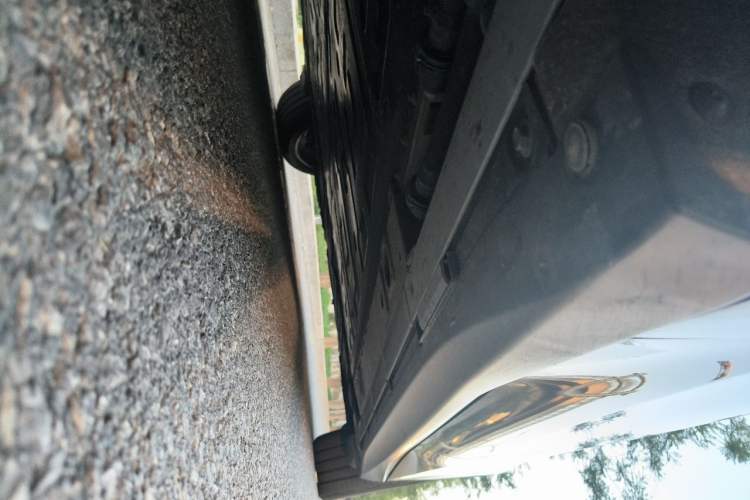 Used Nio ET5T 2024 75kWh Touring Chassis Front Left
