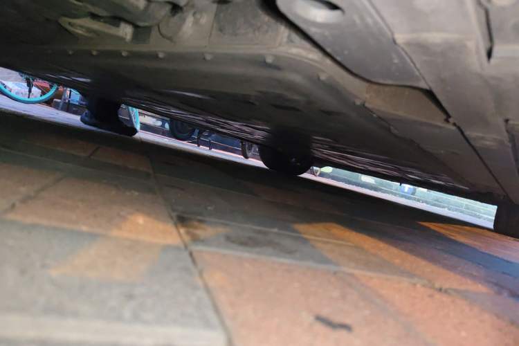 Used Nio ET5T 2024 75kWh Touring Chassis Rear Right