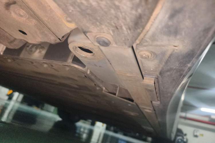 Used Nio ET5T 2024 75kWh Touring Chassis Rear Right