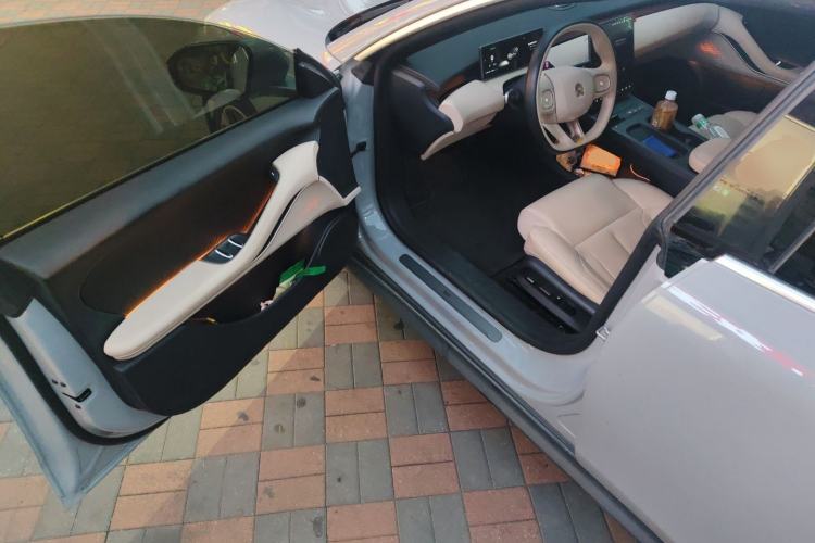 Used Nio ET5T 2024 75kWh Touring Driver Seat