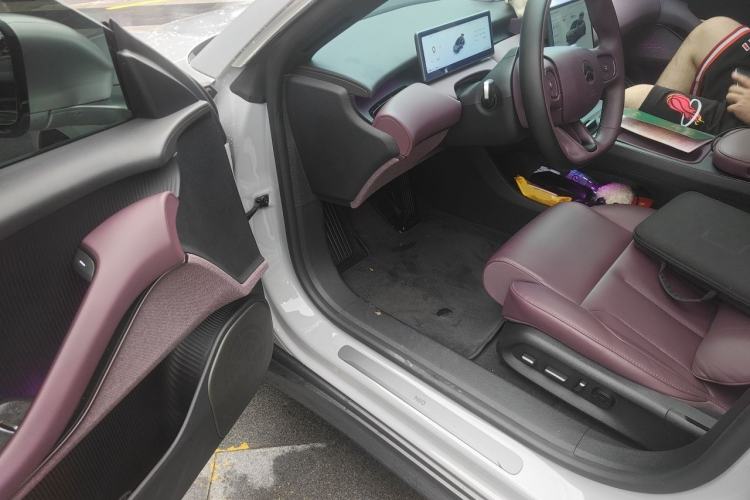Used Nio ET5T 2024 75kWh Touring Driver Seat