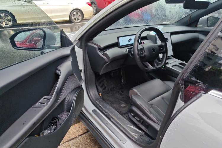 Used Nio ET5T 2024 75kWh Touring Driver Seat