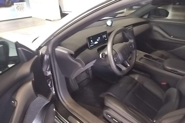 Used Nio ET5T 2024 75kWh Touring Driver Seat