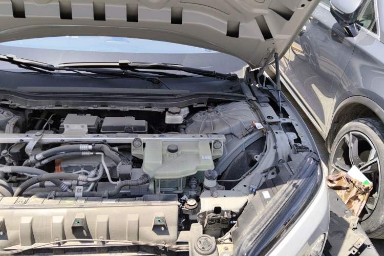 Used Nio ET5T 2024 75kWh Touring Engine Bay Left