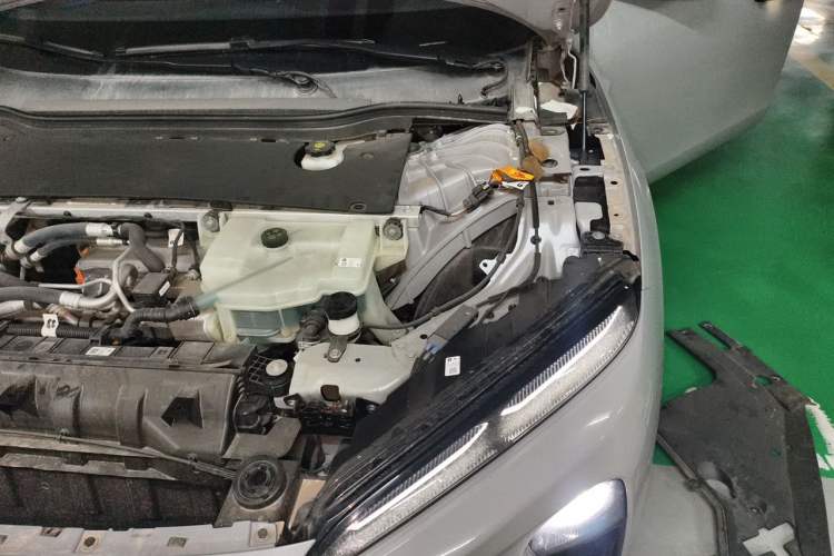 Used Nio ET5T 2024 75kWh Touring Engine Bay Left