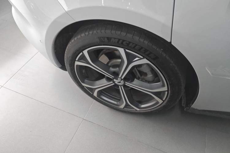 Used Nio ET5T 2024 75kWh Touring Exterior 2