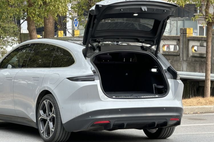 Used Nio ET5T 2024 75kWh Touring Exterior 4