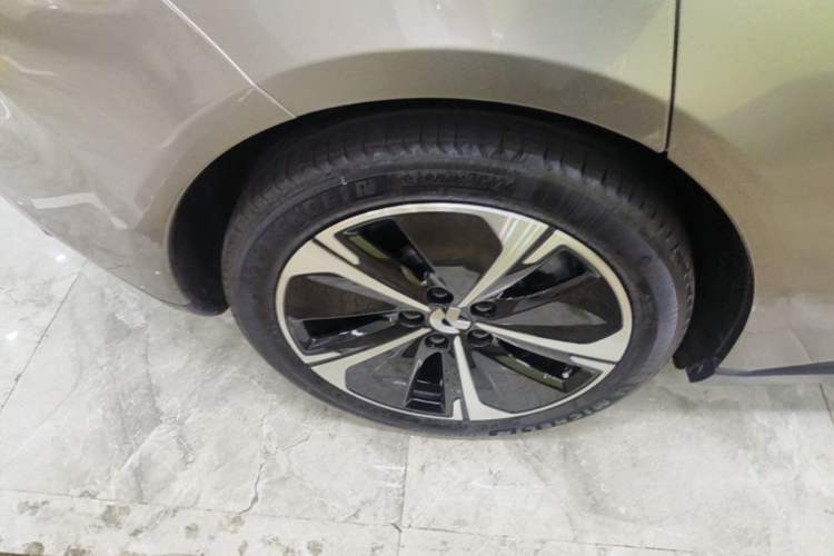 Used Nio ET5T 2024 75kWh Touring Exterior 5