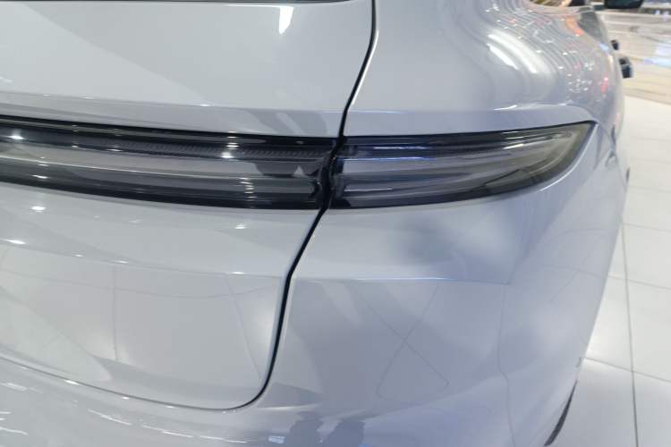 Used Nio ET5T 2024 75kWh Touring Exterior 6